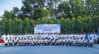 Giải Tennis thành phố Phú Mỹ mở rộng chào mừng 50 năm Giải phóng miền Nam